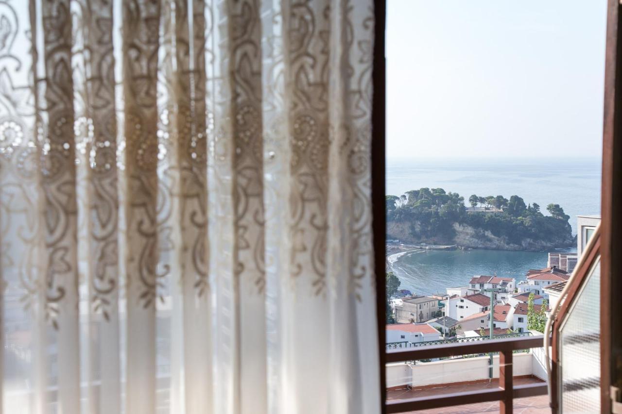 Apartments Aga Ulcinj Exterior photo