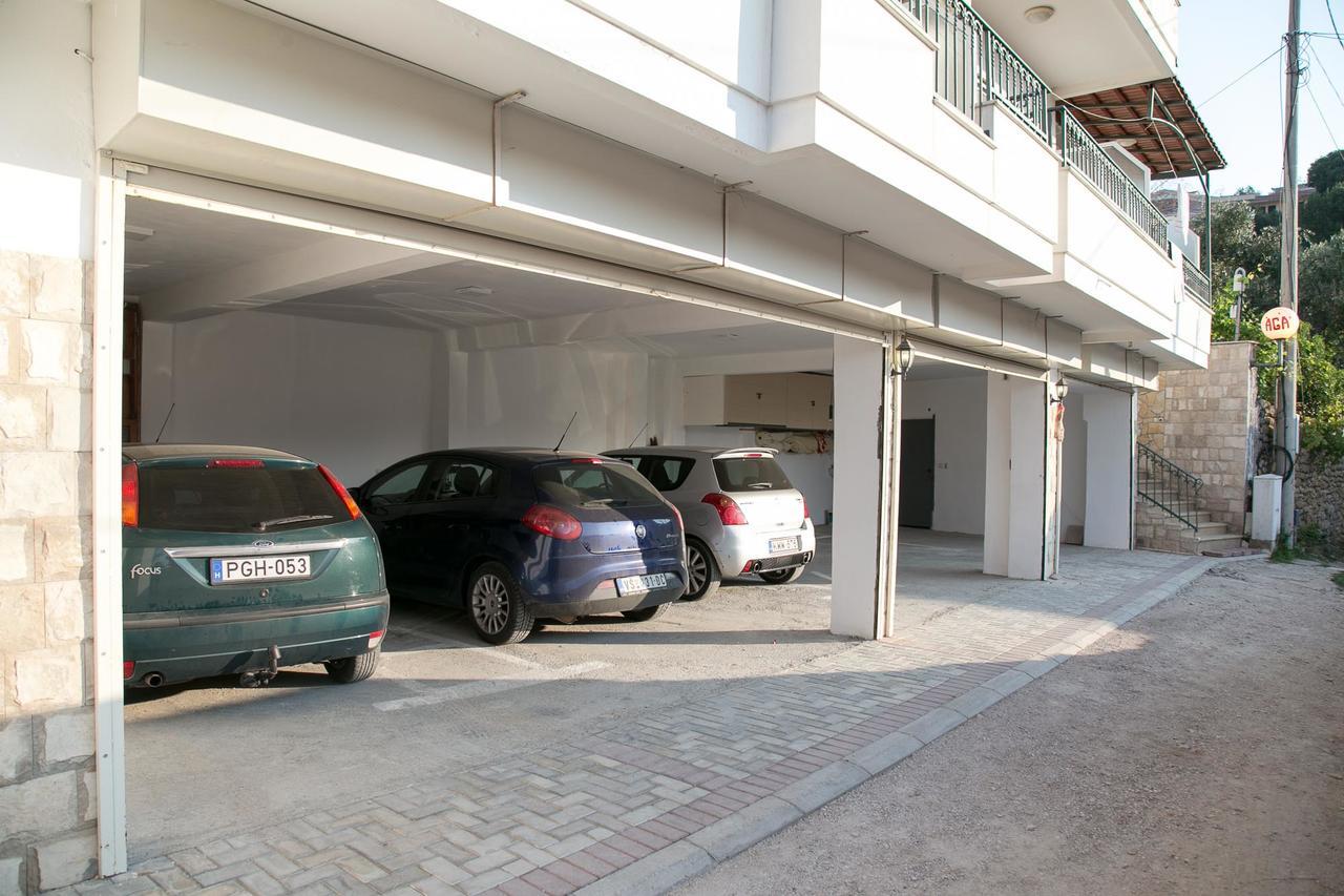 Apartments Aga Ulcinj Exterior photo